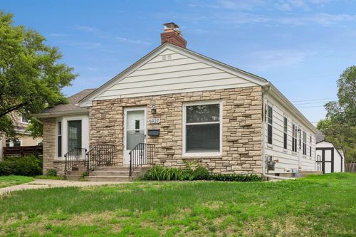 5925 Chicago Ave, Minneapolis, MN, 55417-3147 | Card Image
