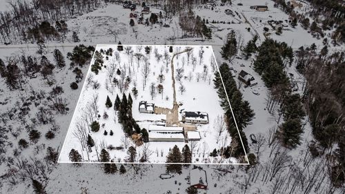 6189 Willits Rd, Fostoria, MI, 48435-9619 | Card Image