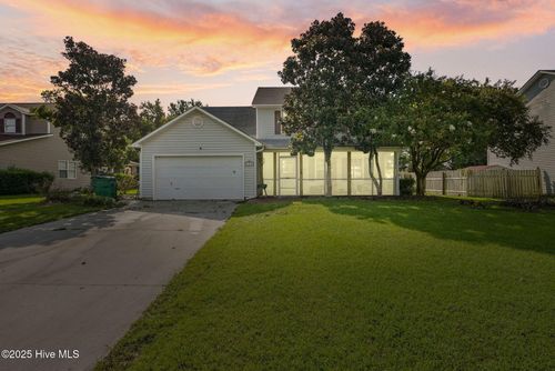 108 Chestnut Ct, Jacksonville, NC, 28546-4578 | Card Image