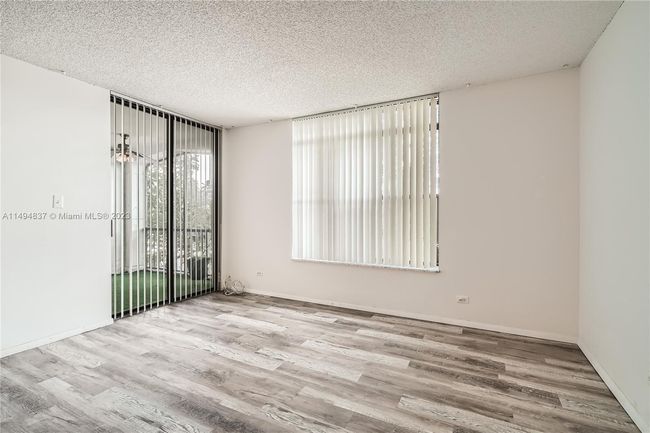 APT-2L - 3760 Inverrary Dr, Condo with 2 bedrooms, 2 bathrooms and null parking in LAUDERHILL FL | Image 5