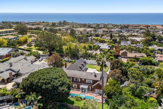 512 S Granados Ave, House other with 5 bedrooms, 5 bathrooms and 8 parking in Solana Beach CA | Image 22