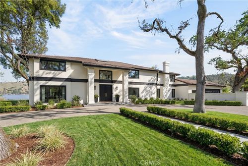 8266 Peninsula Dr, Kelseyville, CA, 95451-9035 | Card Image