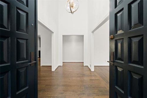 4094 Columns Dr Se, Marietta, GA, 30067-5199 | Card Image
