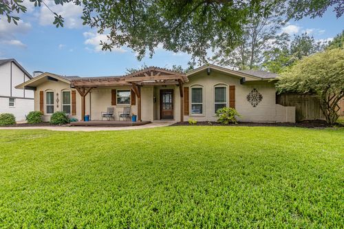 317 Oakcrest Dr, Richardson, TX, 75080-2520 | Card Image