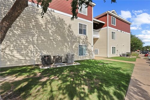 apt-304-529 Southwest Pkwy, College Station, TX, 77840-7146 | Card Image