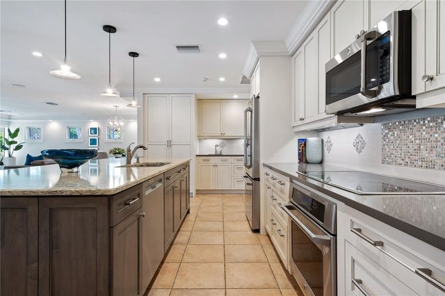 606 Owl Way, House other with 3 bedrooms, 3 bathrooms and null parking in SARASOTA FL | Image 14