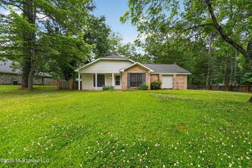 4252 Oak Lake Drive, Jackson, MS, 39212 | Card Image