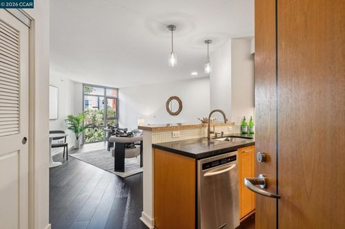 722-170 King Street, San Francisco, CA, 94107 | Card Image