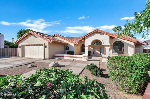 322 E Gary Cir, Mesa, AZ, 85201-2712 | Card Image