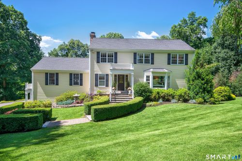 15 Hull Place, Ridgefield, CT, 06877 | Card Image