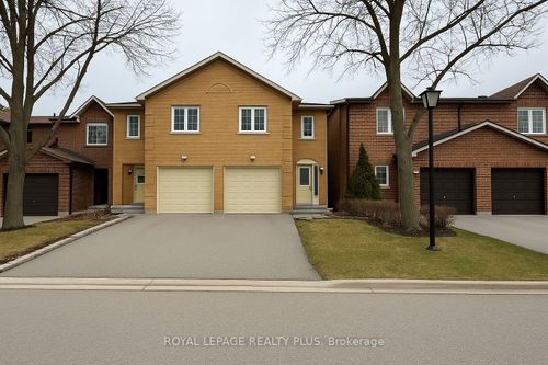 113-2120 Rathburn Rd E, Mississauga, ON, L4W2S8 | Card Image