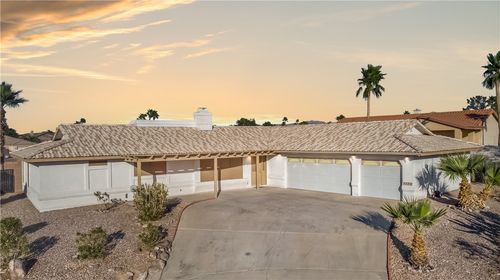 2221 Family Cir, Bullhead City, AZ, 86442-8733 | Card Image