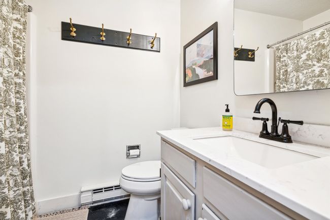 4D - 418 Lyman Batcheller Rd, Condo with 3 bedrooms, 3 bathrooms and null parking in Quechee VT | Image 20
