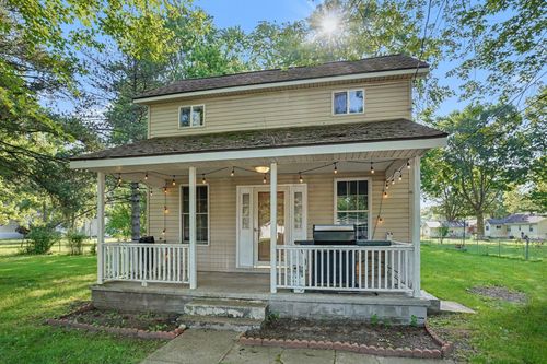 21 Sheridan St, Coldwater, MI, 49036-2132 | Card Image