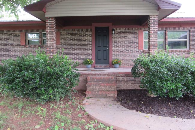 1353 N 2 Nd St, House other with 2 bedrooms, 2 bathrooms and null parking in Ozark AR | Image 6