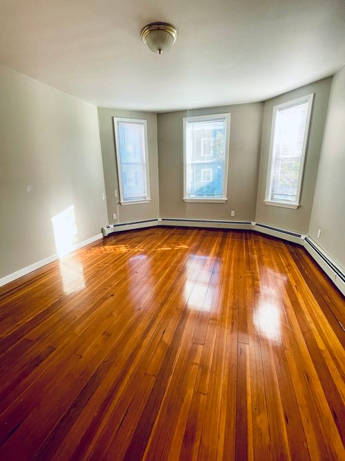 2-606 E 2nd St, Boston, MA, 02127-8795 | Card Image