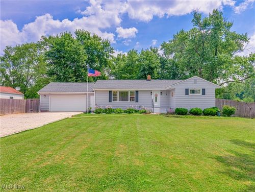 2985 Carl St, Norton, OH, 44203-5208 | Card Image