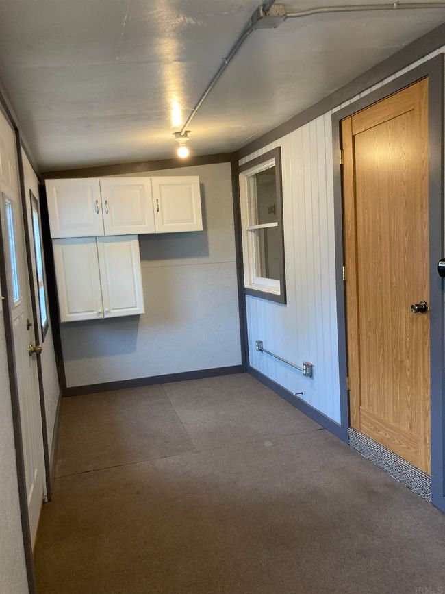 1439 W Central Ave, House other with 2 bedrooms, 1 bathrooms and null parking in Bluffton IN | Image 5