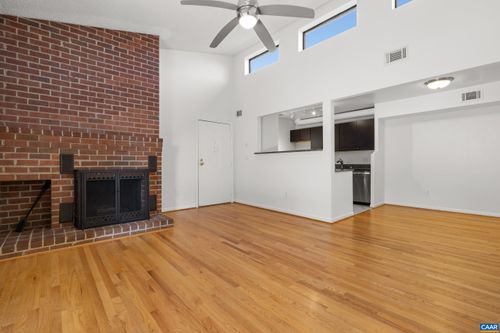 apt-12-127 Turtle Creek Rd, CHARLOTTESVILLE, VA, 22901-6727 | Card Image