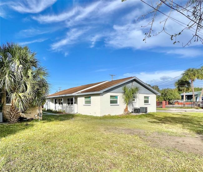 2102 W Palmetto St, Home with 4 bedrooms, 2 bathrooms and null parking in TAMPA FL | Image 16
