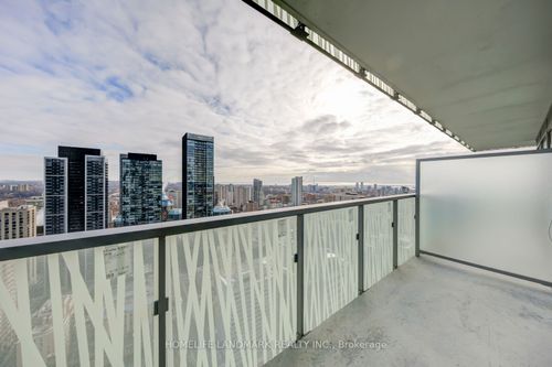 3402-50 Charles St E, Toronto, ON, M4Y0C3 | Card Image