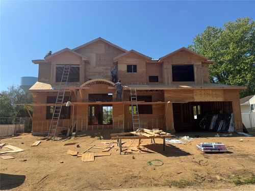 calvin-36 Sherman Drive, Oyster Bay, NY, 11791 | Card Image