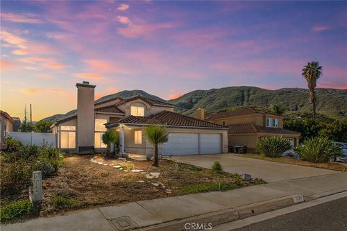 2584 Gunnison Way, Colton, CA, 92324-9776 | Card Image