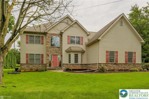 2145 Riverbend Rd, Allentown, PA, 18103-9682 | Card Image