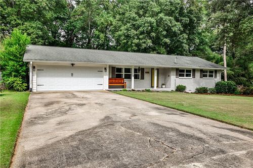 4128 Cedar Knoll Dr, Tucker, GA, 30084-7603 | Card Image