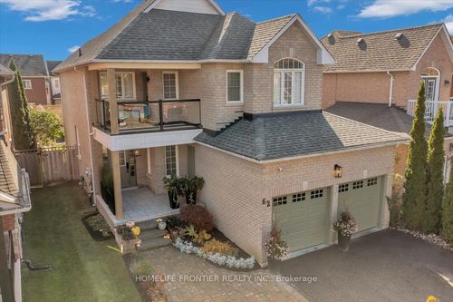 62 Russell Barton Lane, Uxbridge, ON, L9P1Z2 | Card Image