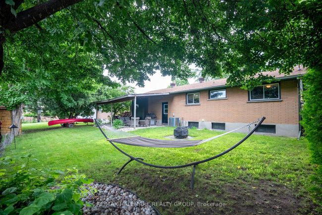 25 Ellery Cres, House other with 4 bedrooms, 2 bathrooms and 3 parking in Nepean ON | Image 35
