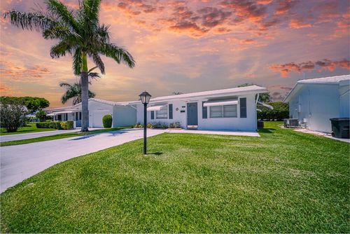 904 Sw 24th St, Boynton Beach, FL, 33426-5351 | Card Image