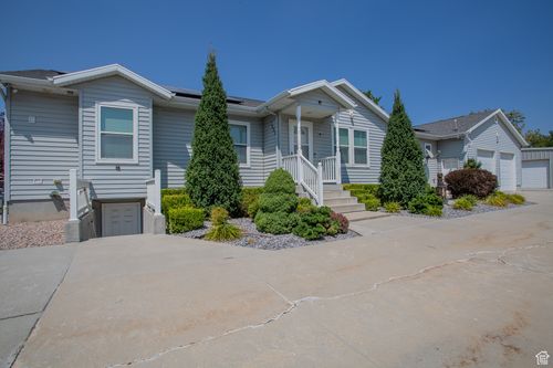 7825 S Pioneer St, Midvale, UT, 84047-7416 | Card Image