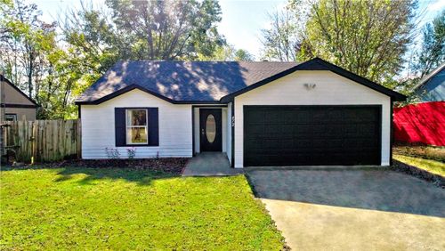 472 Village Lane, Springdale, AR, 72764 | Card Image