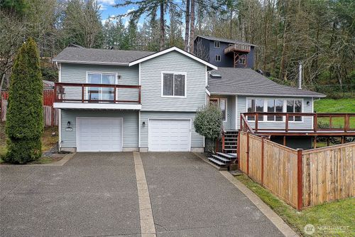 7239 Long Lake Rd Se, Port Orchard, WA, 98367-9065 | Card Image
