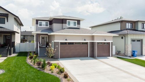 22 Napoleon Meadows Way, Innisfail, AB, T4G0N6 | Card Image