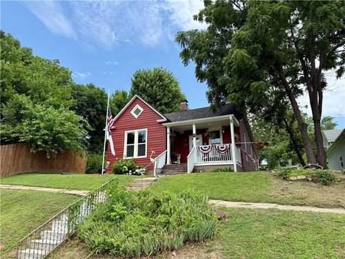 715 Harmon St, Saint Joseph, MO, 64504-1727 | Card Image