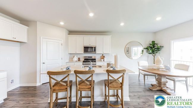 Same Model, but not the actual home | Image 6