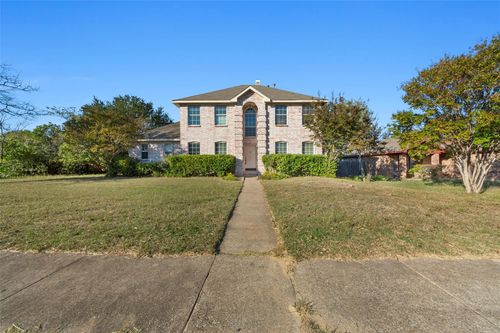 909 Madera Dr, DeSoto, TX, 75115-5483 | Card Image