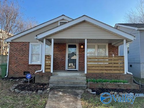 220 Ward Ave Ne, Huntsville, AL, 35801-4011 | Card Image
