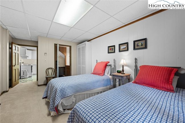 Set up as an a dditional bedroom with a full bath | Image 30