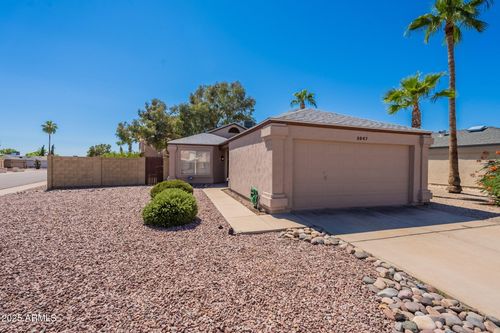 3947 W Camino Del Rio, Glendale, AZ, 85310-5525 | Card Image