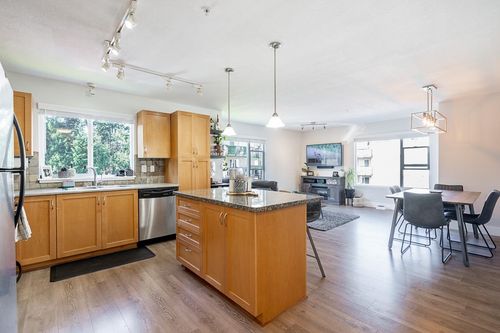 316-2955 Diamond Cres, Abbotsford, BC, V2T2L5 | Card Image