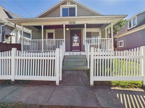 2316 Clement Ave, Parkersburg, WV, 26101-2717 | Card Image
