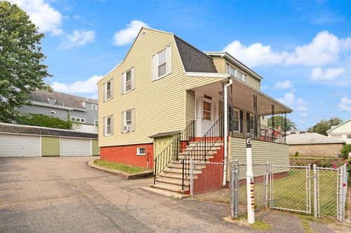 6 Greenville Ct, Somerville, MA, 02143-1956 | Card Image