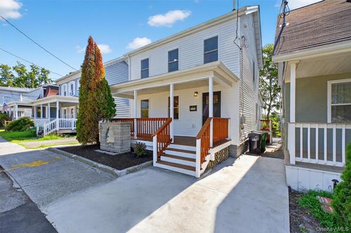2752 W Main St, Wappingers Falls, NY, 12590-1536 | Card Image