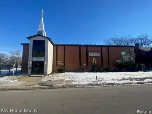 2967 Ewald Cir, Detroit, MI, 48238-2552 | Card Image