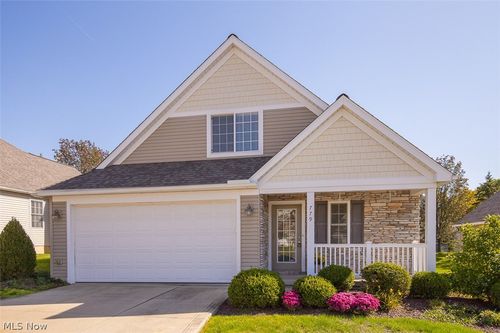 779 Timberline Trl, Northfield, OH, 44067-2595 | Card Image