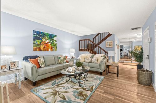 303 3rd Ln, Palm Beach Gardens, FL, 33418-3547 | Card Image