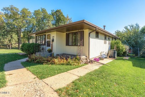 1407 1st Street Nw, Mandan, ND, 58554 | Card Image